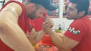 BADEN BISONS zeigen Armwrestling/Armdrücken für Menschen mit und ohne Handicap / REHAB Karlsruhe