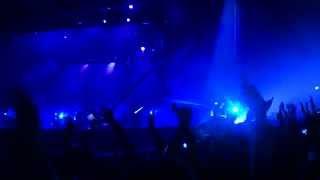 Muse - New Born's intro live @Park & Suites Arena Montpellier 16 10 2012