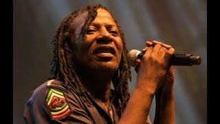 Alpha Blondy  concert  gitan gitan show biz