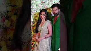 Shabir Ahluwalia with his wife Kanchi attend Arpita's Eid Party | SBB