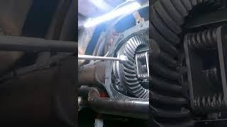 FAMOUS BOX CHEVY AXLE SHAFT LOCK C-CLIP LOCATION#shorts_ #cars #diy