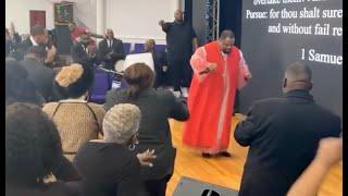 1st Sunday Of The Year PRAISE BREAK w/ Bishop Hezekiah Walker (2025)