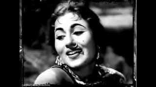 MUDDAT HUI HAI YAAR KO MEHMAA KIYE HUWE...NOOR JAHAN.