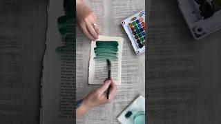 Easy diy Christmas craft decor - book page trees #christmasdecor #christmascrafts #christmas