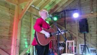 Kal Lavelle - Kate - Live @ Little Rabbit Barn