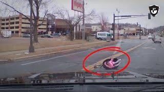 7 Craziest Dashcam Moments Caught on Camera #2