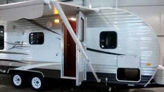 Crossroads Zinger Z-1 211RD Travel Trailer Camper at Couchs RV a Ohio RV Dealer - RV Tours & Reviews