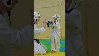 Когда папа — тренер, а дочка — чемпионка #taekwondo #тхэквондо #дети