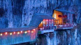 The Hanging Fangweng Restaurant Above Yangtze River HD 2024