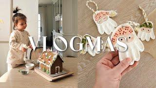 VLOGMAS PART 4 // GIFT WRAPPING, GINGERBREAD HOUSE BUILDING + CHRISTMAS CRAFTS  // VLOGMAS 2023