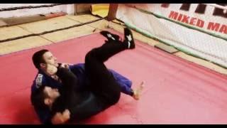 Reverse sweep to kneebar