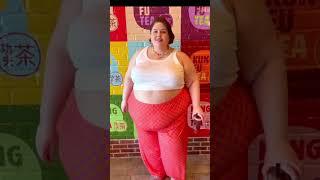 Rhianna Colbert "Curvy Chic Nation: Fashion & Confidence for Curvy Women