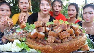 Pork crispy with chili sauce cook recipe in my village - Pork crispy recipe