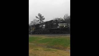 NS D9-44CW 9773 lead & UP T4 C45AH hauls WB 2x0 Manifest in ️  #unionpacific   #norfolksouthern