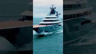 400ft megayacht, KISMET ! #superyacht #yachting #billionaire #O2H2O #Lurssen #toysofdesire