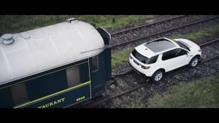 Land Rover Discovery Sport tracteaza un tren - Prezentare oficiala