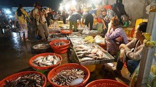 Early Morning Fish Market Scene @Prek Phnov Bridge - Morning Daily LifeStyle oF Vendors Selling Fish