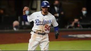 Mookie Betts hits a solo shot against the D-Backs