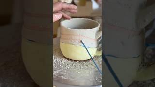 Using tape to glaze clean lines #pottery #ceramics #clay #mugs #handmademug #glazingpottery