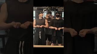 Taehyung and Jungkook in the gym?? They look insane. I wasn’t ready for this drop 