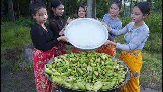 Yummy cooking green banana crispy with chicken recipe - Amazing video