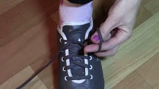 Life hack: Tie a shoelace in 2 seconds