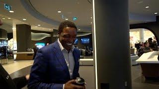 Samsung Experience Store : Eaton Centre with Isiah Thomas