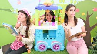 Ayşe ve Ümit Play Doh dondurma dükkanında eğitim görüyorlar. Kız oyunları