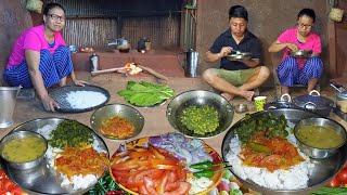 Nepali Village Cooking and Eating Style||Rayo Saag and Tomato Onion Chutney Recipe with Rice