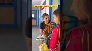 Har school m aisi 2 teachers jarur hoti hai‍ #shorts #funnyshorts #ytshorts #teacherslife