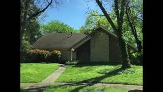 THE LITTLE OAK CLIFF HOUSE  written by David Murphey