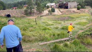 "Ghost Town Disc Golf Adventures: Old Dude Nick and His High School Crew!