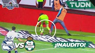 ¡Acevedo se 'pelea' con el recogebalones! | Puebla 1-0 Santos | Torneo Guard1anes 2021 Liga Mx |TUDN