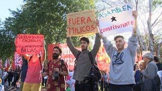 Protesta frente a la embajada de Chile en Buenos Aires