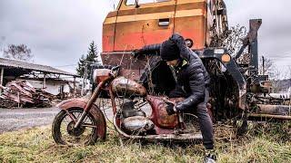 Restoration Abandoned Old Motorcycle Jawa 250 2-stroke Engine 1962