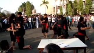 Street Play, Nukkad Natak {NIT Nagpur vnit} @ MANIT Bhopal   YouTube