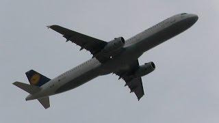 Lufthansa Airbus A321 - 231 Takeoff Airport Munich MUC - TXL D-AIDT LH2038