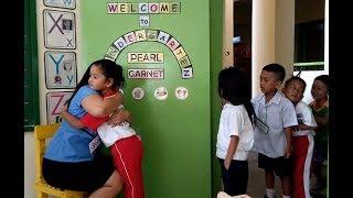 KINDERGARTEN GREETINGS ROUTINE  HUGS & HI-FIVE