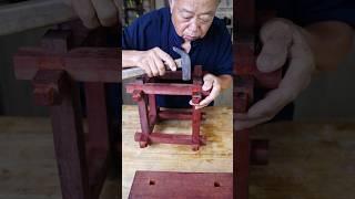 鲁班锁凳，有人说鲁班锁有啥实用？即是一生二，二生三，三生万物 #woodworking #shorts