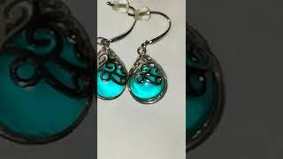 古董祖母绿蛋面银耳环， Antique emerald cabochon earrings