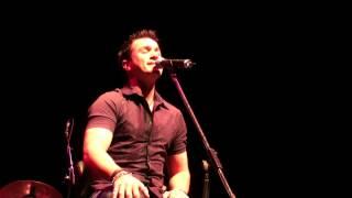 SHANNON NOLL "HOLD ME IN YOUR ARMS"  ACOUSTIC COVER VERSION