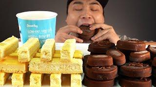 Chocolate Ice Cream & Stick Cheese Cake Mukang~!! Real Sound ASMR Social Eating Mukbang