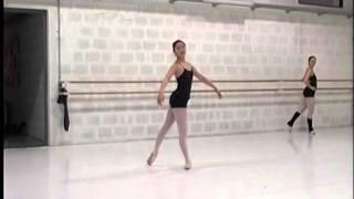 Martin Meng coaching Florine at the Salzburg International Ballet Academy