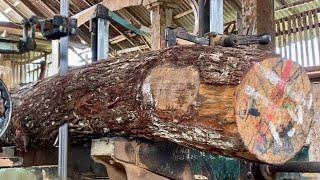 Extraordinary !! The process of sawing wood using a bandsaw machine