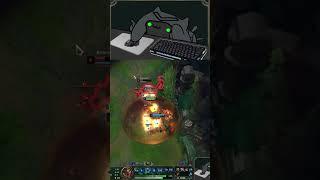 Nautilus Hooks The Wall With An Invisible Anchor?  #mordekaisergameplay #leagueoflegends