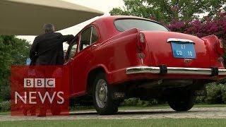 India's iconic Ambassador car - BBC News