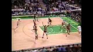 Alvin Robertson (38pts/8rebs/7asts) vs. Bulls (1990 Playoffs)