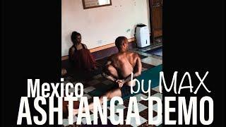 Ashtanga Yoga demo by Max Pascal Czenszak