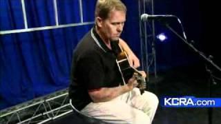Dave Wakeling Plays 'Save It For Later'