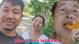 Abo aa dao bedor lablaibai // Bwthwr ni fithai jabai// Gwrbw khungur